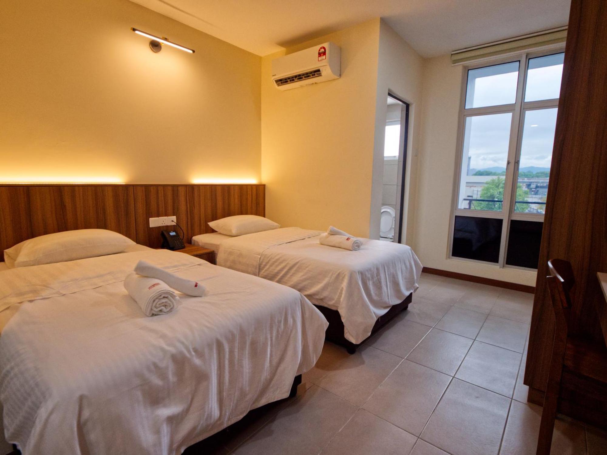 Weiss Hotels Kepong Baru Kampong Jawa Tengah Ngoại thất bức ảnh